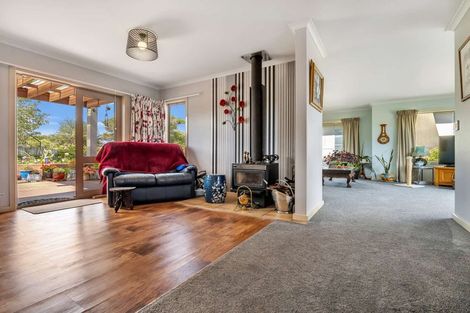 Photo of property in 2 Vaucluse Drive, Nukuhau, Taupo, 3330