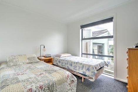 Photo of property in 2/31 Russleigh Drive, Dinsdale, Hamilton, 3204