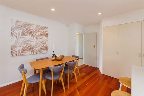 Photo of property in 105 Buick Crescent, Awapuni, Palmerston North, 4412