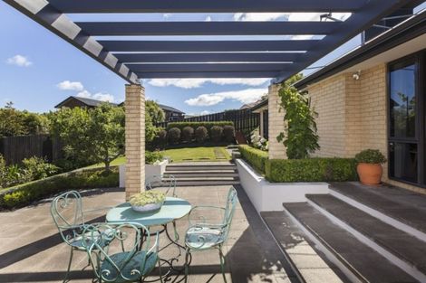 Photo of property in 25 Highcrest Heights, Westmorland, Christchurch, 8025