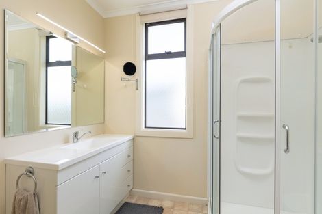 Photo of property in 91 Milton Terrace, Picton, 7220