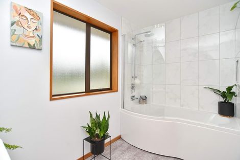 Photo of property in 6 Cedar Place, Amberley, 7410