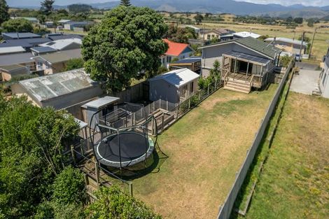 Photo of property in 35 Gawler Street, Te Horo Beach, Otaki, 5581
