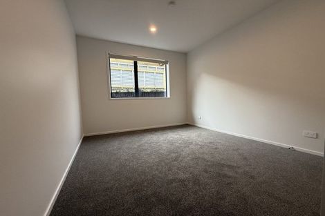 Photo of property in 452a Saint Aubyn Street, Moturoa, New Plymouth, 4310