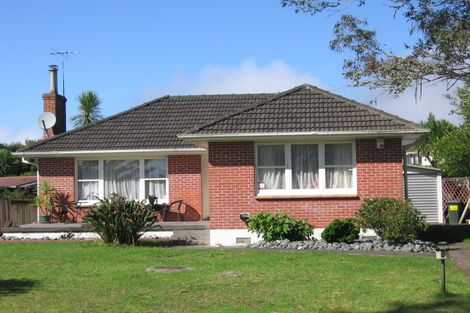 Photo of property in 7 Sunray Avenue, Titirangi, Auckland, 0604