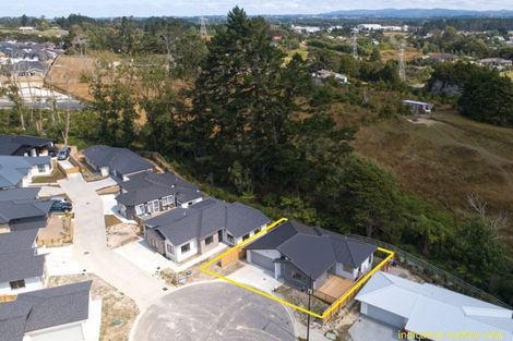 Photo of property in 4 Piccolo Court, Kumeu, 0810