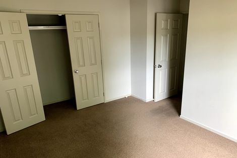 Photo of property in 2/17 Kennedy Avenue, Forrest Hill, Auckland, 0620