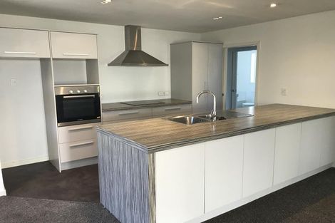 Photo of property in 11a Pinkerton Grove, Newlands, Wellington, 6037