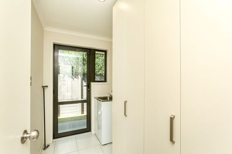 Photo of property in 55 Ainslee Street, Highlands Park, New Plymouth, 4312
