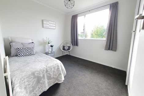 Photo of property in 53 Herbert Avenue, Cloverlea, Palmerston North, 4412