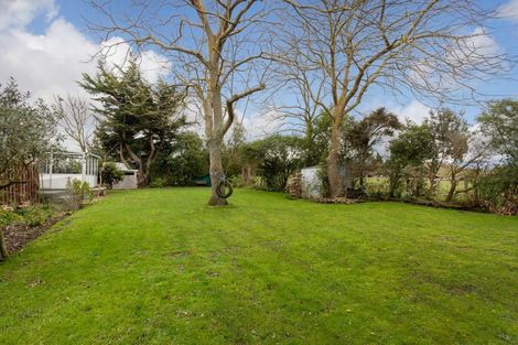 Photo of property in 3 Heretaunga Road, Maharahara, Dannevirke, 4972