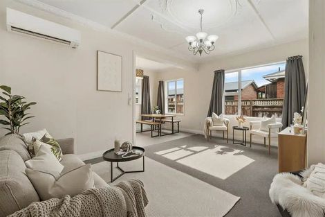 Photo of property in 26a Hargest Crescent, Saint Kilda, Dunedin, 9012