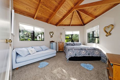 Photo of property in 234 Scenic Drive, Titirangi, Auckland, 0604