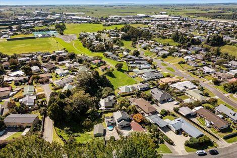 Photo of property in 35 Macloughlin Drive, Te Puke, 3119