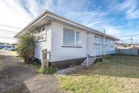 Photo of property in 7 Cornfoot Street, Castlecliff, Whanganui, 4501