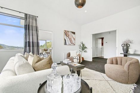 Photo of property in 32a Tawa Terrace, Tawa, Wellington, 5028