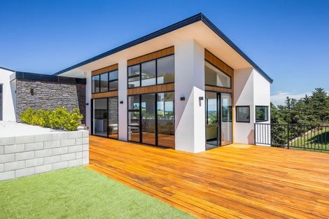 Photo of property in 8 Kapuka Lane, Kennedys Bush, Christchurch, 8025