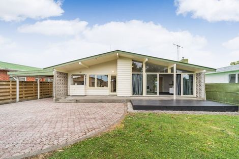 Photo of property in 19 Buick Crescent, Awapuni, Palmerston North, 4412