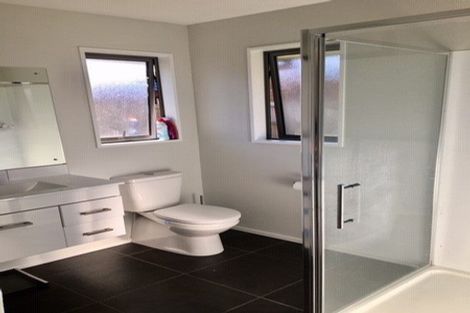 Photo of property in 16 Cone Peak Close, Lake Hayes, Queenstown, 9304