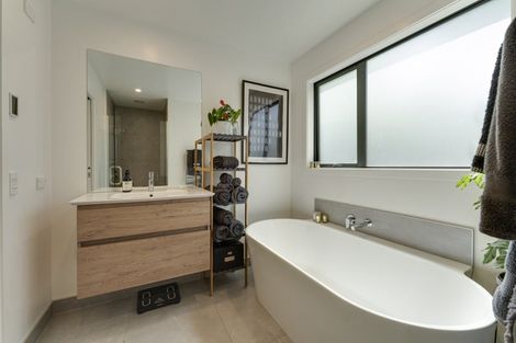 Photo of property in 8 Erskine Street, Lake Hayes, Queenstown, 9304