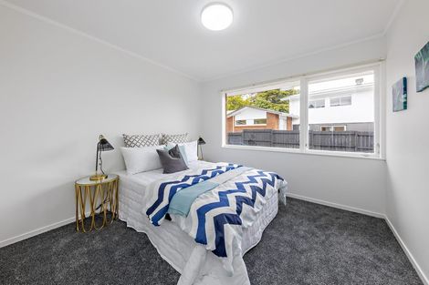 Photo of property in 41 Lawrence Crescent, Hillpark, Auckland, 2102