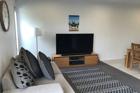 Photo of property in 26 Owen Chapman Drive, Red Beach, 0932