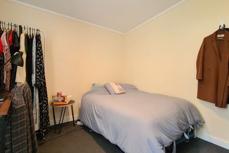 Photo of property in 123a Glenmore Street, Kelburn, Wellington, 6012