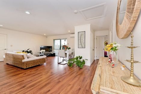 Photo of property in 20 Albizia Avenue, Henderson, Auckland, 0612