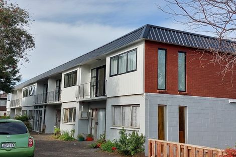 Photo of property in 8/767 Beach Road, Browns Bay, Auckland, 0630