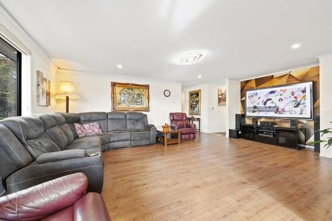 Photo of property in 19 Eastview Road, Glen Innes, Auckland, 1072