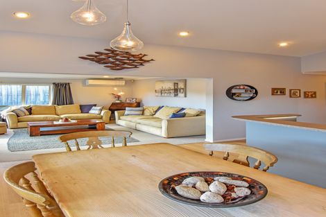 Photo of property in 69 Riverton Drive, Randwick Park, Auckland, 2105