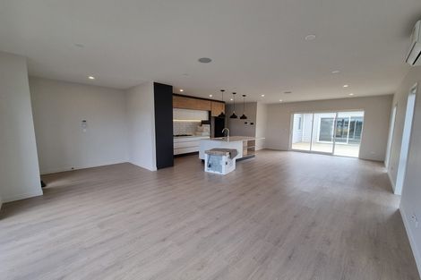 Photo of property in 89 Vinistra Road, Kumeu, 0810