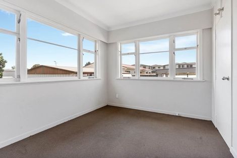 Photo of property in 1/30 Gloucester Road, Manurewa, Auckland, 2102