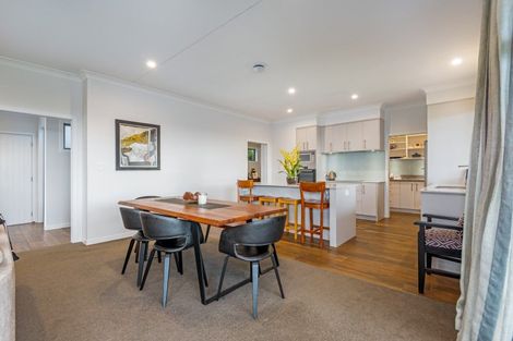 Photo of property in 12 Fleetwood Lane, Turitea, Palmerston North, 4472