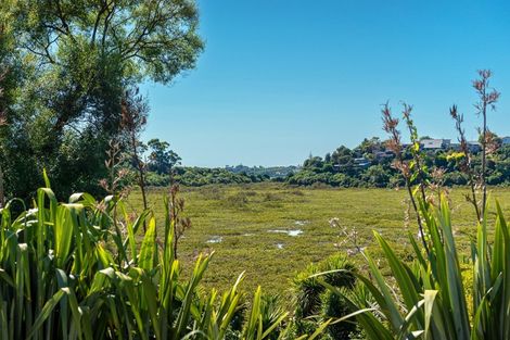 Photo of property in 1/39 St Peters Street, Northcote, Auckland, 0627