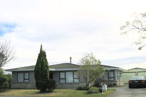 Photo of property in 15 Duckworth Crescent, Greenmeadows, Napier, 4112