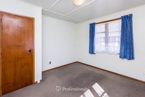 Photo of property in 16 Hazel Street, Ebdentown, Upper Hutt, 5018
