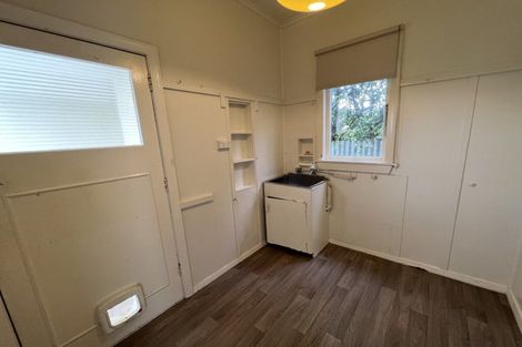 Photo of property in 27 Jickell Street, Hokowhitu, Palmerston North, 4410