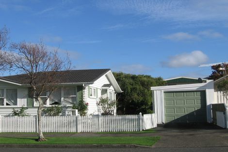 Photo of property in 4 Airdrie Avenue, Epuni, Lower Hutt, 5011