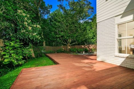 Photo of property in 9a Moore Street, Hillcrest, Auckland, 0627