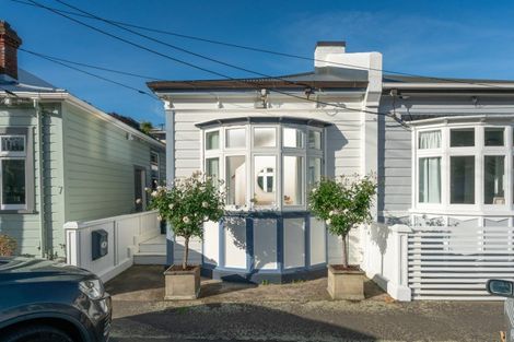 Photo of property in 9 Royal Street, Berhampore, Wellington, 6023