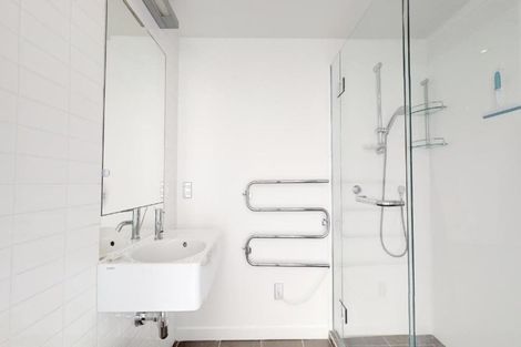 Photo of property in Portal Apartments, 1d/42 Cable Street, Te Aro, Wellington, 6011