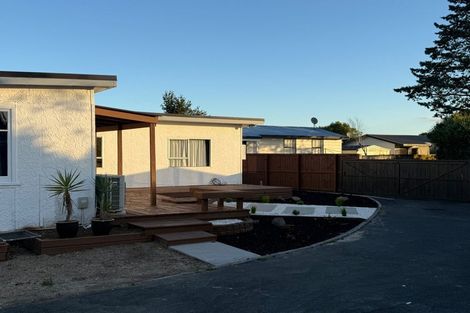 Photo of property in 5 Oak Avenue, Nawton, Hamilton, 3200