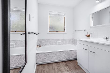 Photo of property in 26a Braid Road, St Andrews, Hamilton, 3200