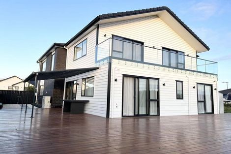 Photo of property in 16 Wheriko Avenue, Glenbrook, 2681