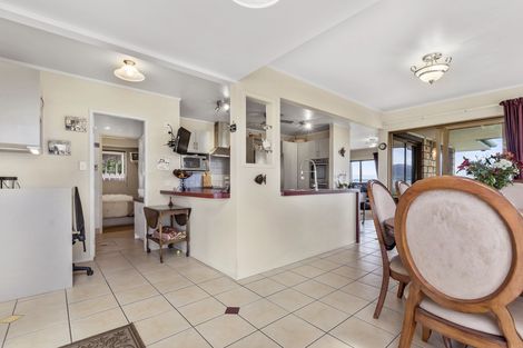 Photo of property in 49 Pio Road, Bowentown, Katikati, 3177