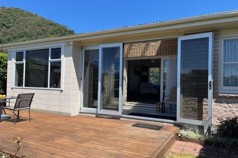 Photo of property in 17 Scotland Street, Picton, 7220