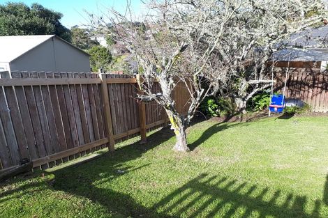 Photo of property in 13 Cranston Street, Torbay, Auckland, 0632