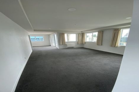 Photo of property in Beaumont Apartments, 14/12 Maunganui Road, Mount Maunganui, 3116