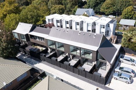 Photo of property in 4/7 Grove Road, Addington, Christchurch, 8024